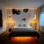 Shard Boutique Hotel-adult Only 3* Braşov