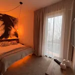 Shard Boutique Hotel-adult Only Guest house