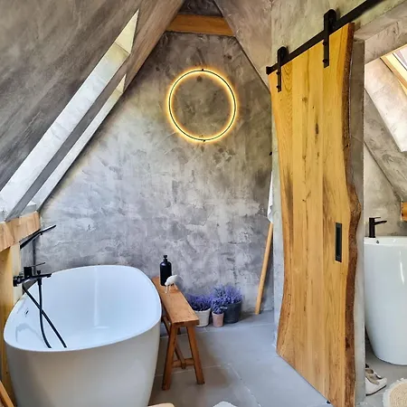 Maison d'hôtes Shard Boutique Hotel-adult Only 3*