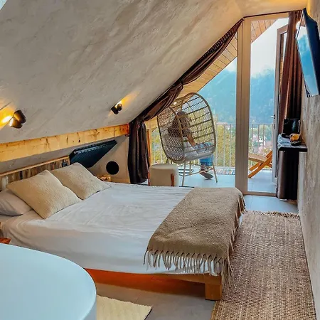 Maison d'hôtes Shard Boutique Hotel-adult Only Braşov