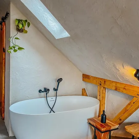 Shard Boutique Hotel-adult Only 3*
