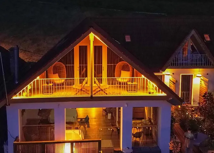 Shard Boutique Hotel-adult Only Brasov