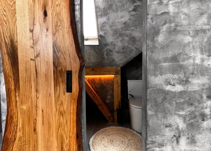 Shard Boutique Hotel-adult Only Brașov