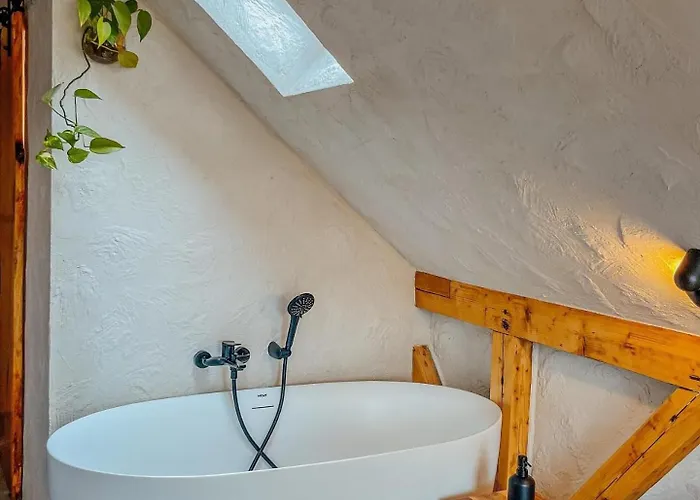 Shard Boutique Hotel-adult Only 3*