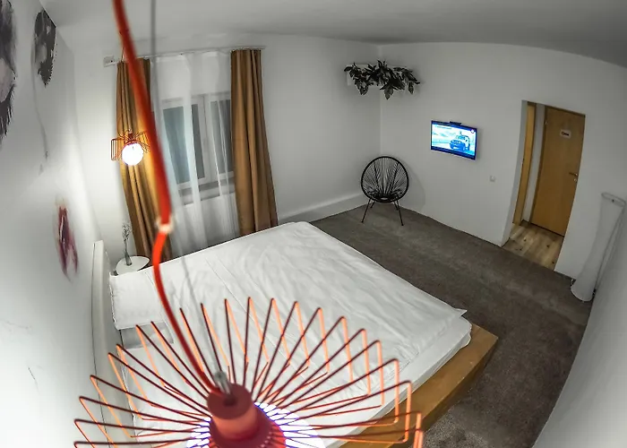 Guest house Shard Boutique Hotel-adult Only Brasov